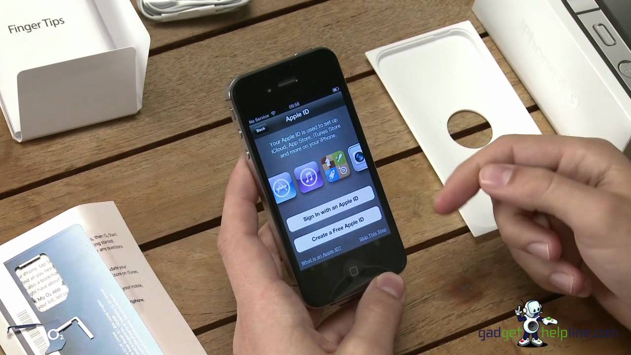 Настройка айфона 4. Айфон 4с распаковка. Первый запуск айфон. Apple iphone Startup. Настроить айфон с нулю.